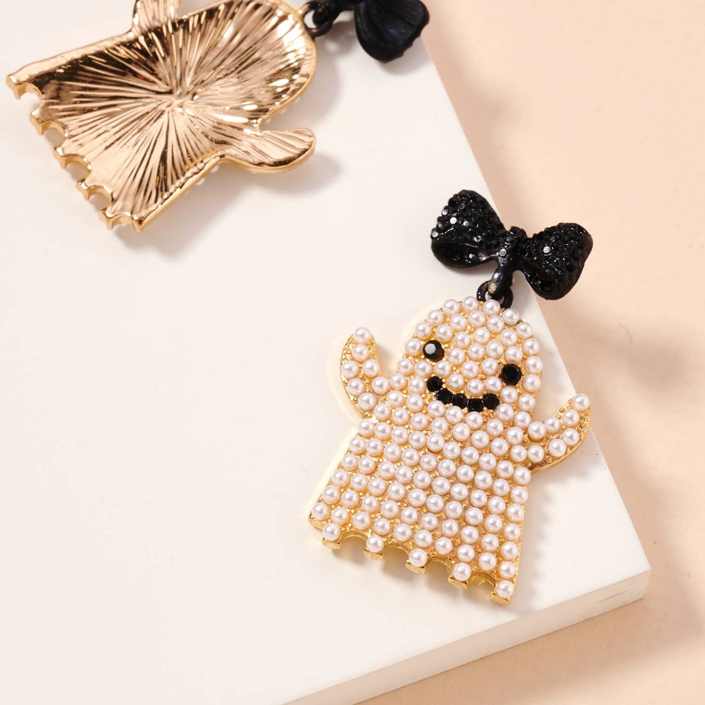 Halloween White Ghost Dangling Earrings