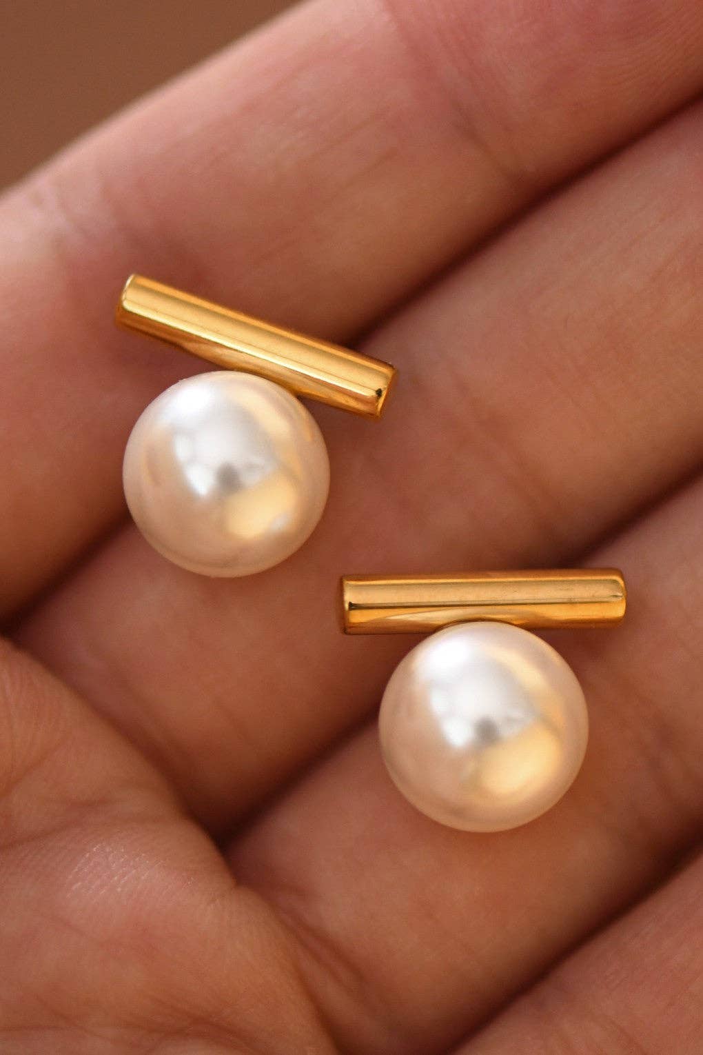 The Harper Pearl and Bar Earrings