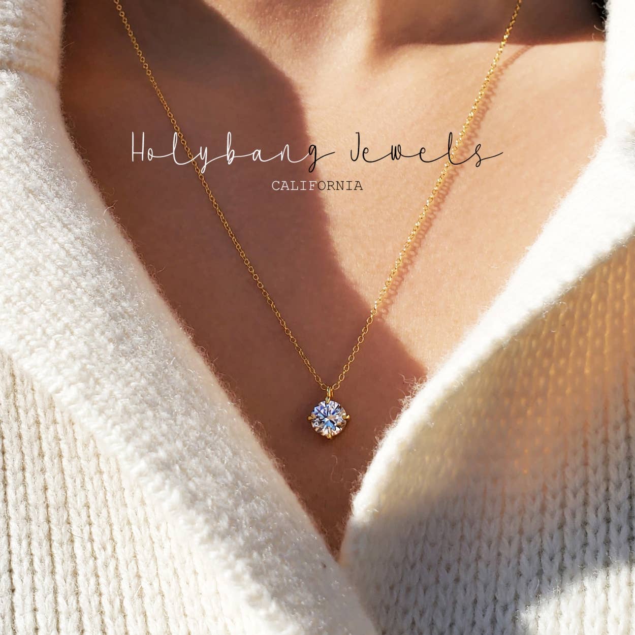 SOLITAIRE ROUND CUT CRYSTAL PENDANT NECKLACE