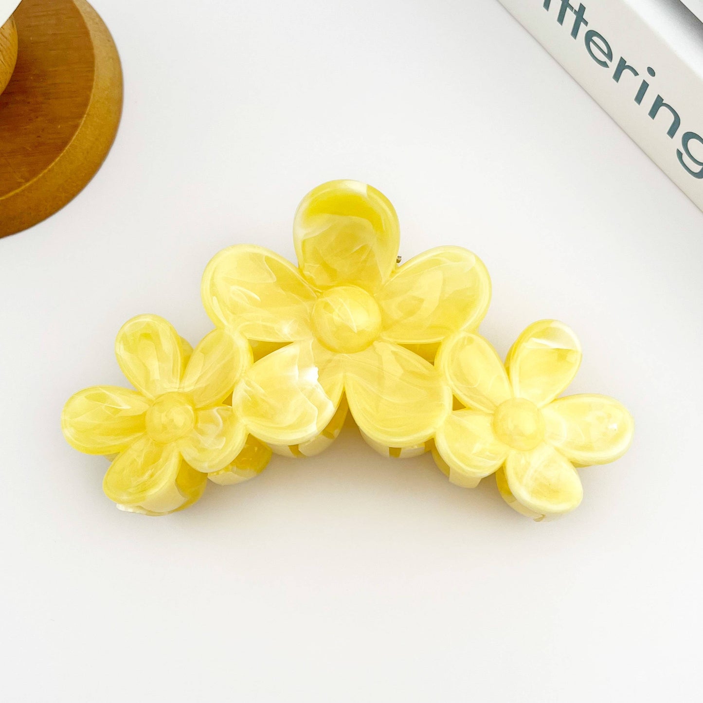 The Daisy Claw Clip