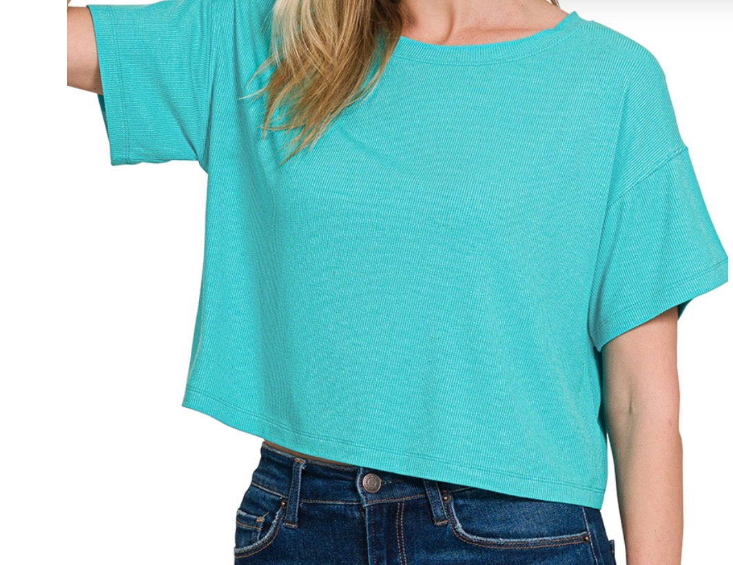 Ribbed Round Neck Crop Tee
