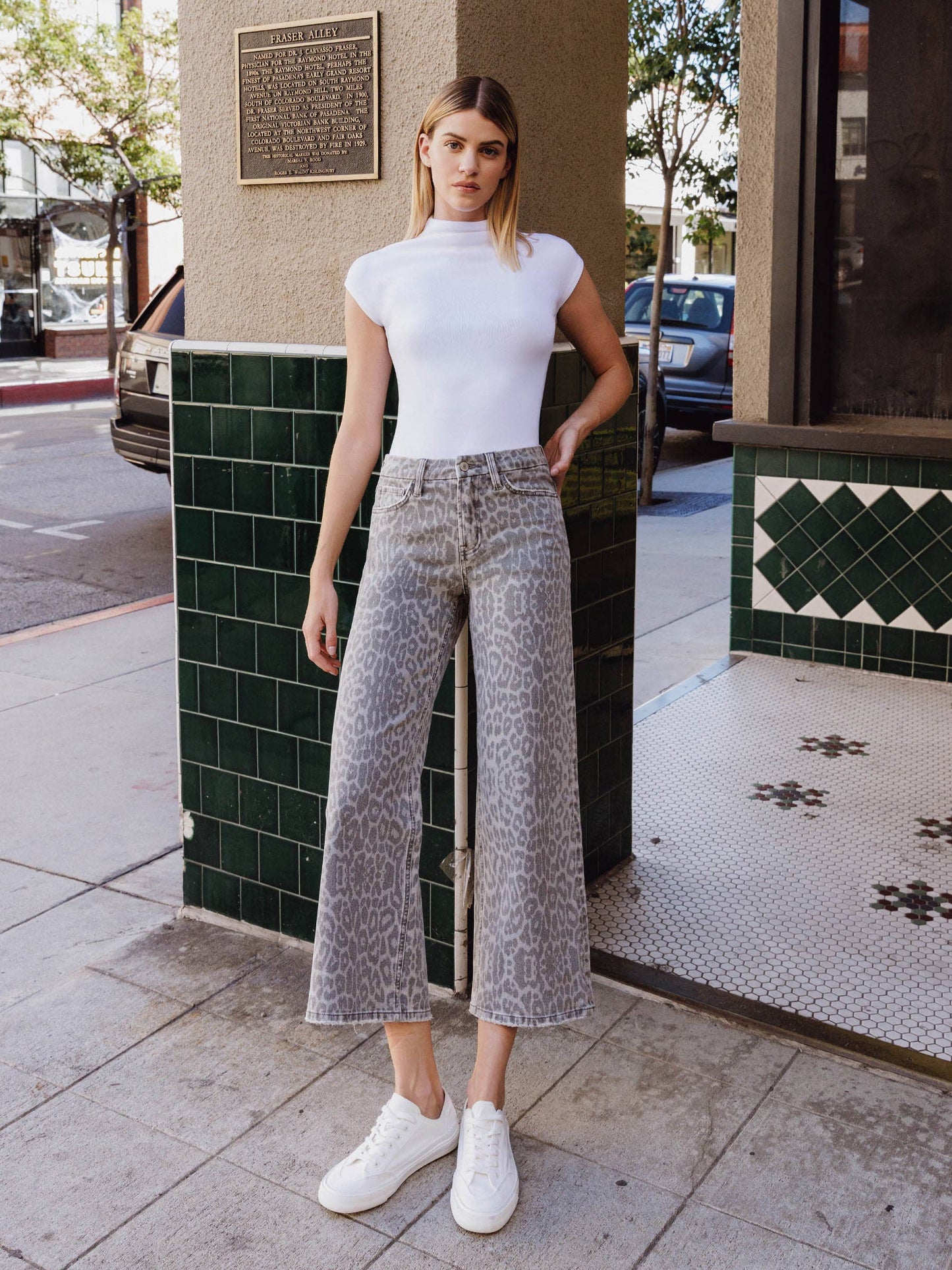 HIGH RISE GREY LEOPARD PRINT CROP WIDE LEG JEANS