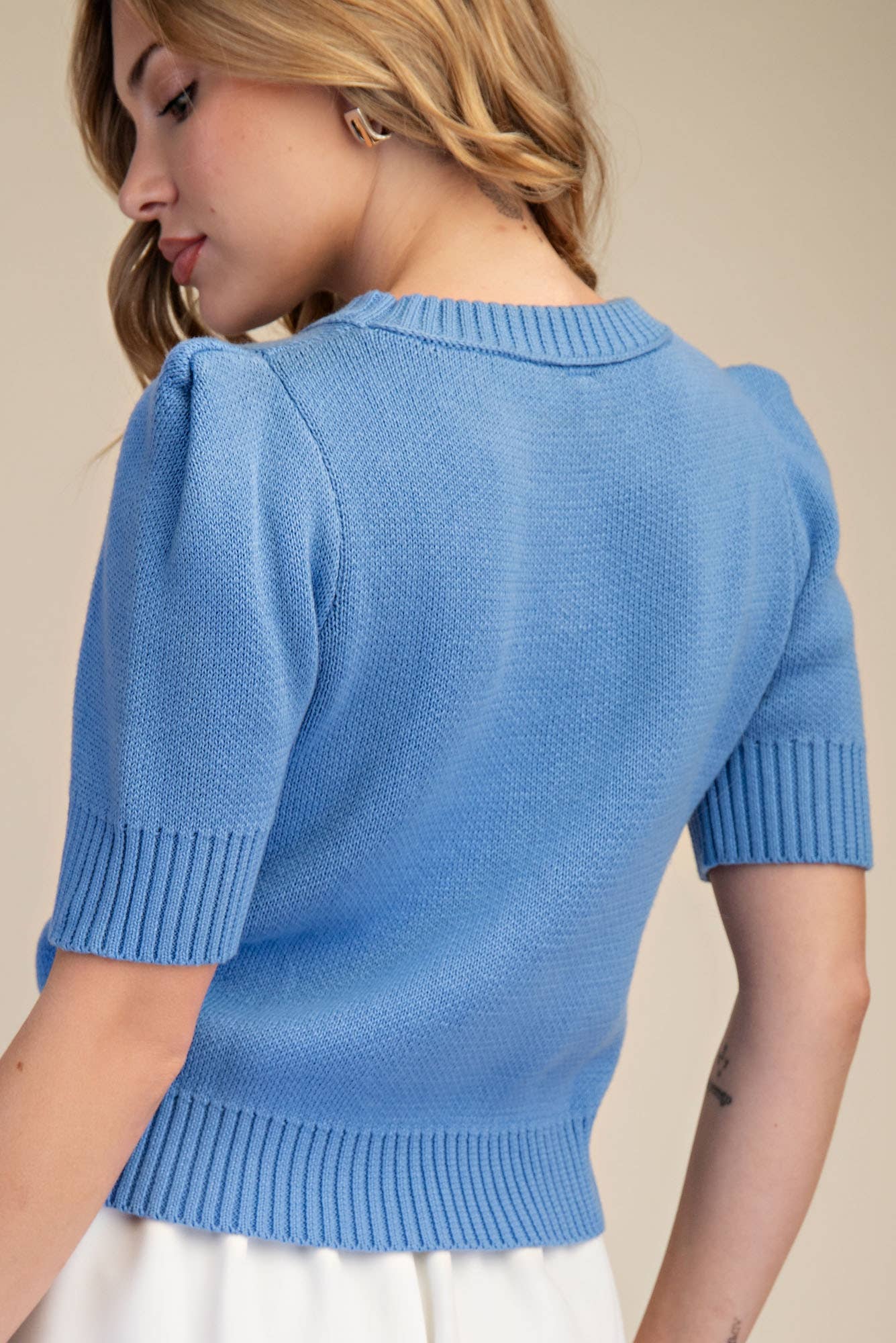 Round Neck Short Sleeve Sweater Knit Top