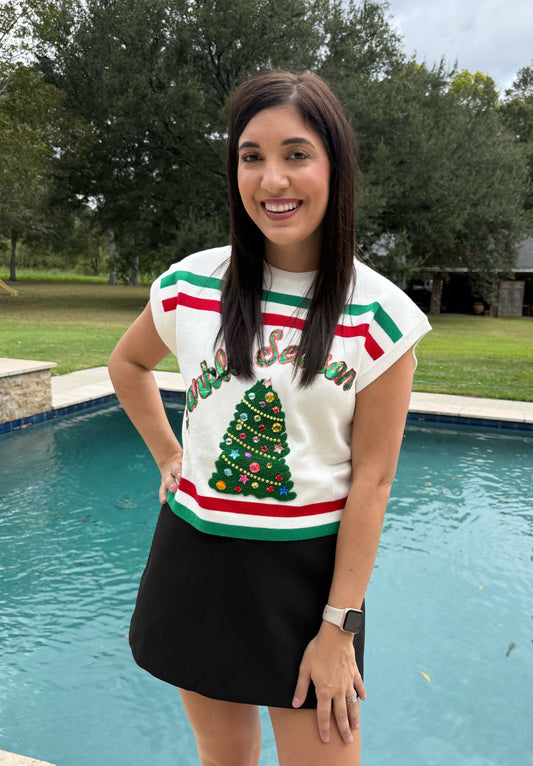 QUEEN OF SPARKLES White Red and Green Sparkle Season Sweater Top