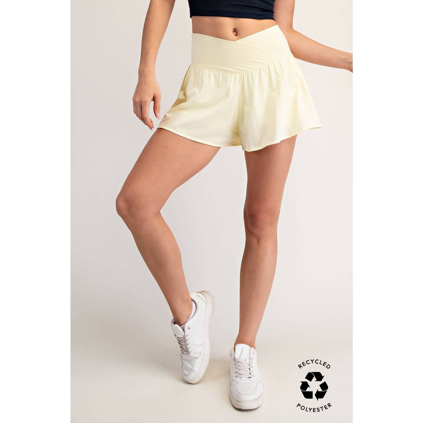 CROSSOVER FLARED SHORT