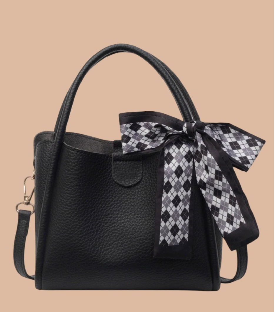 The HOLLACE Bag