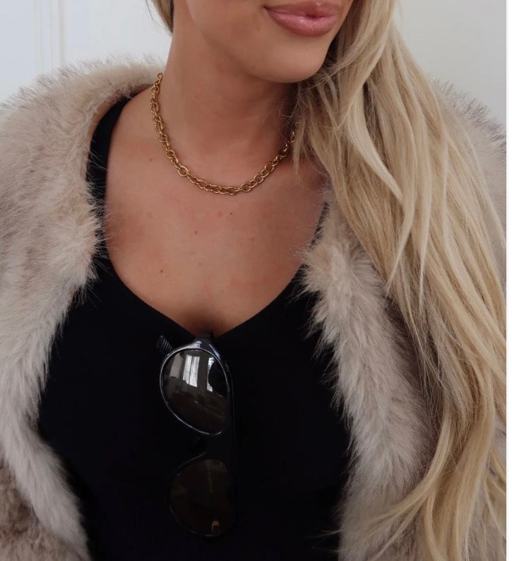 Beth Necklace
