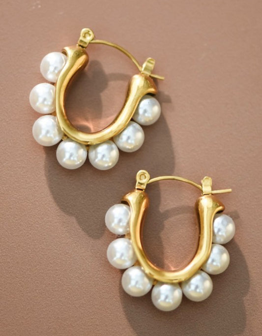 The Eloise Pearl Earrings