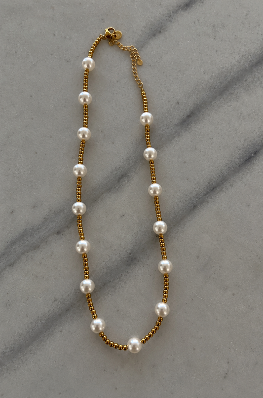 Pearl beaded Necklace