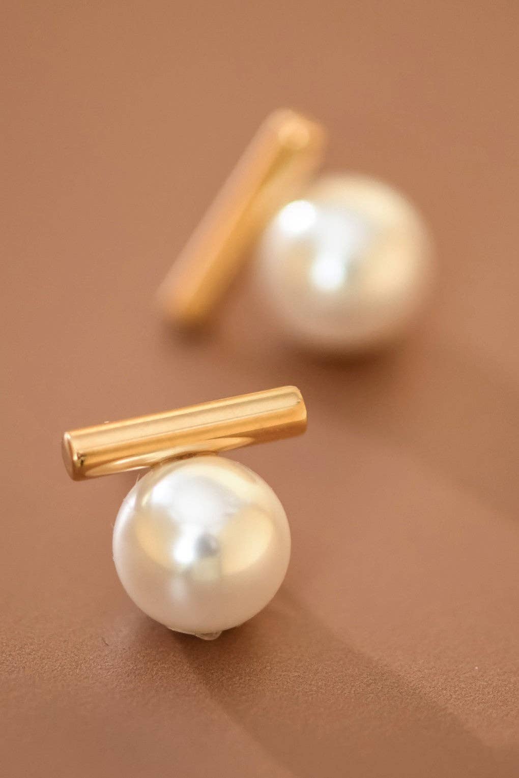 The Harper Pearl and Bar Earrings