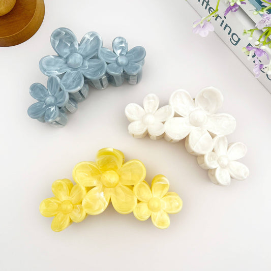 The Daisy Claw Clip