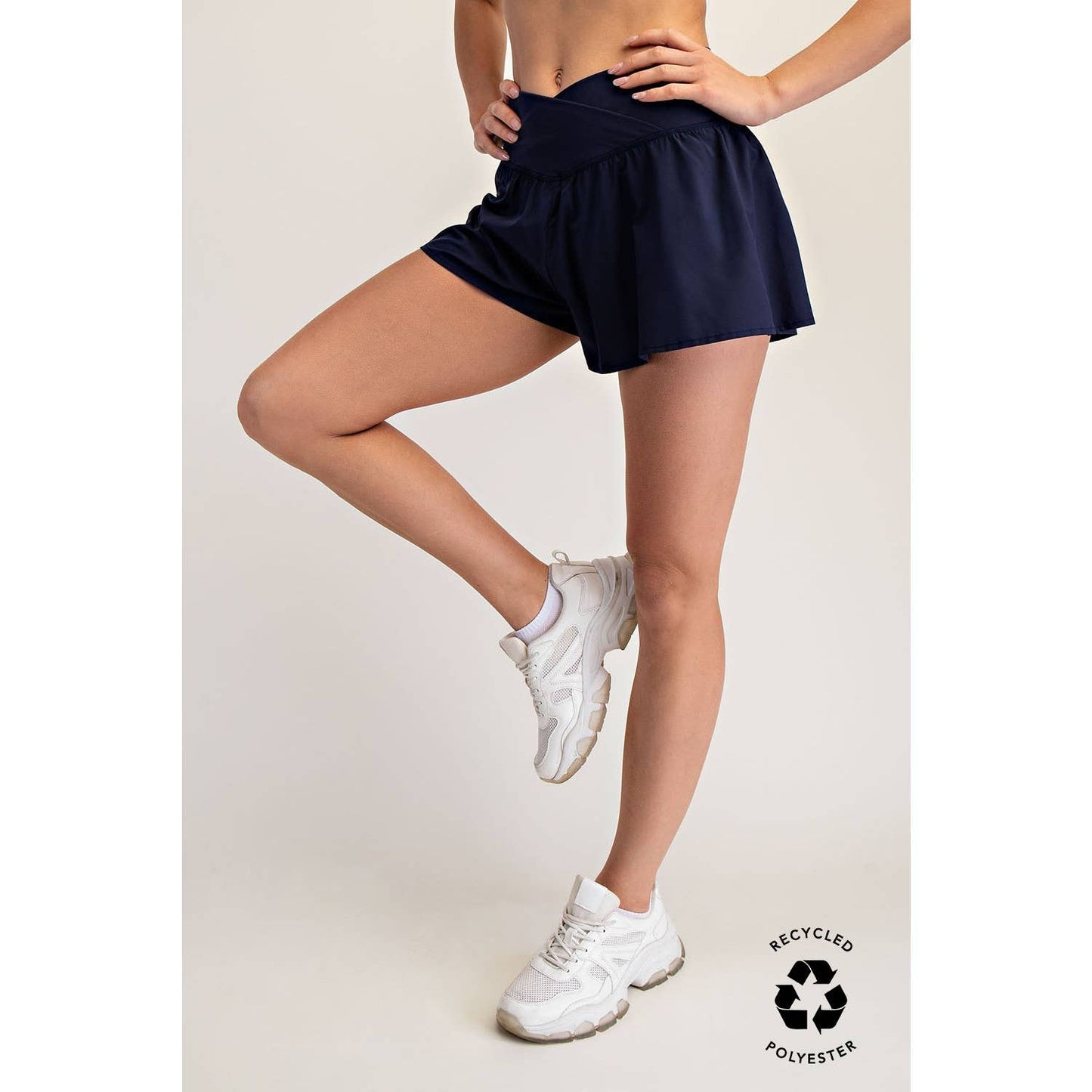 CROSSOVER FLARED SHORT