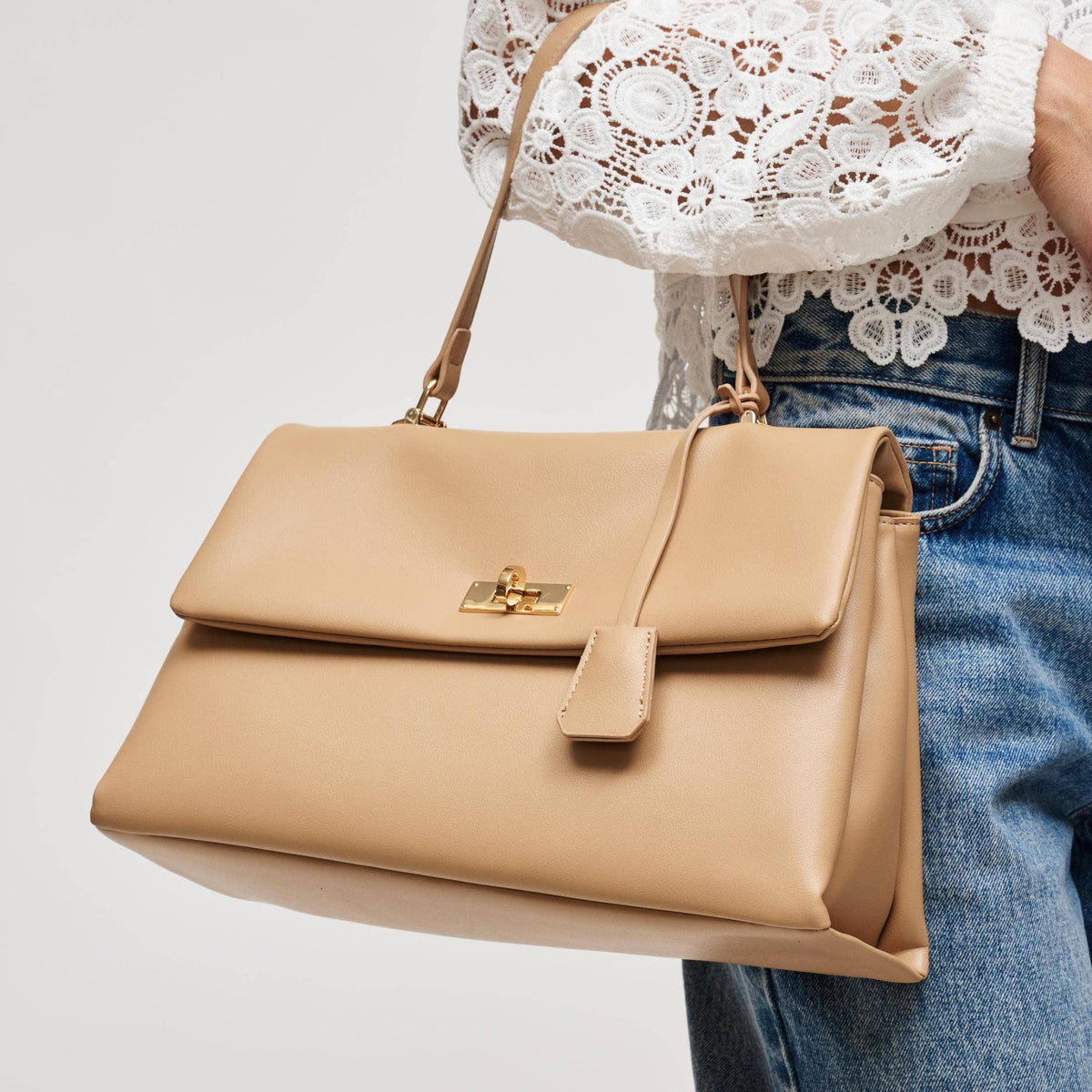 Keaton Satchel