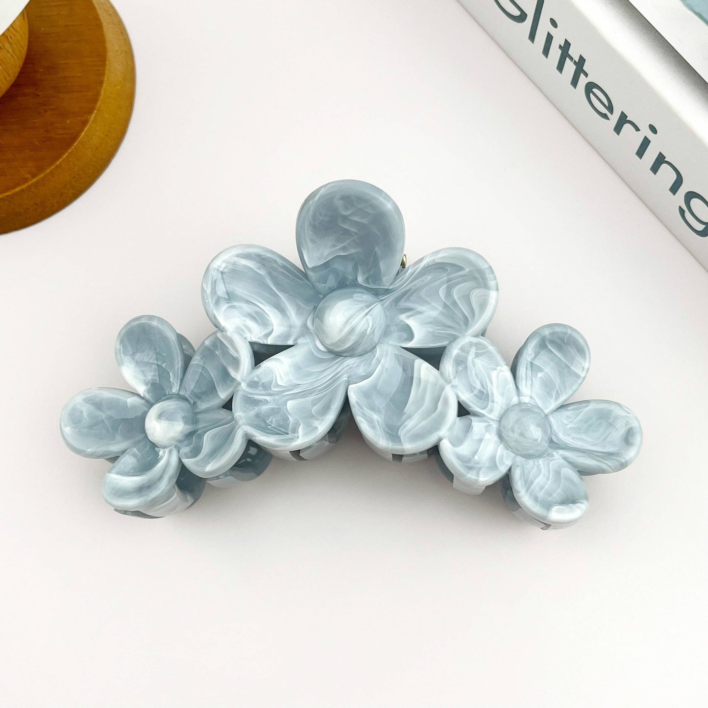 The Daisy Claw Clip