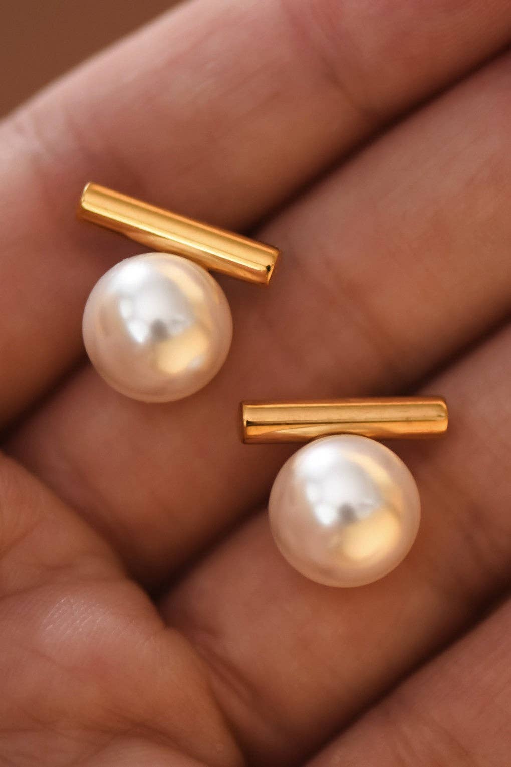 The Harper Pearl and Bar Earrings