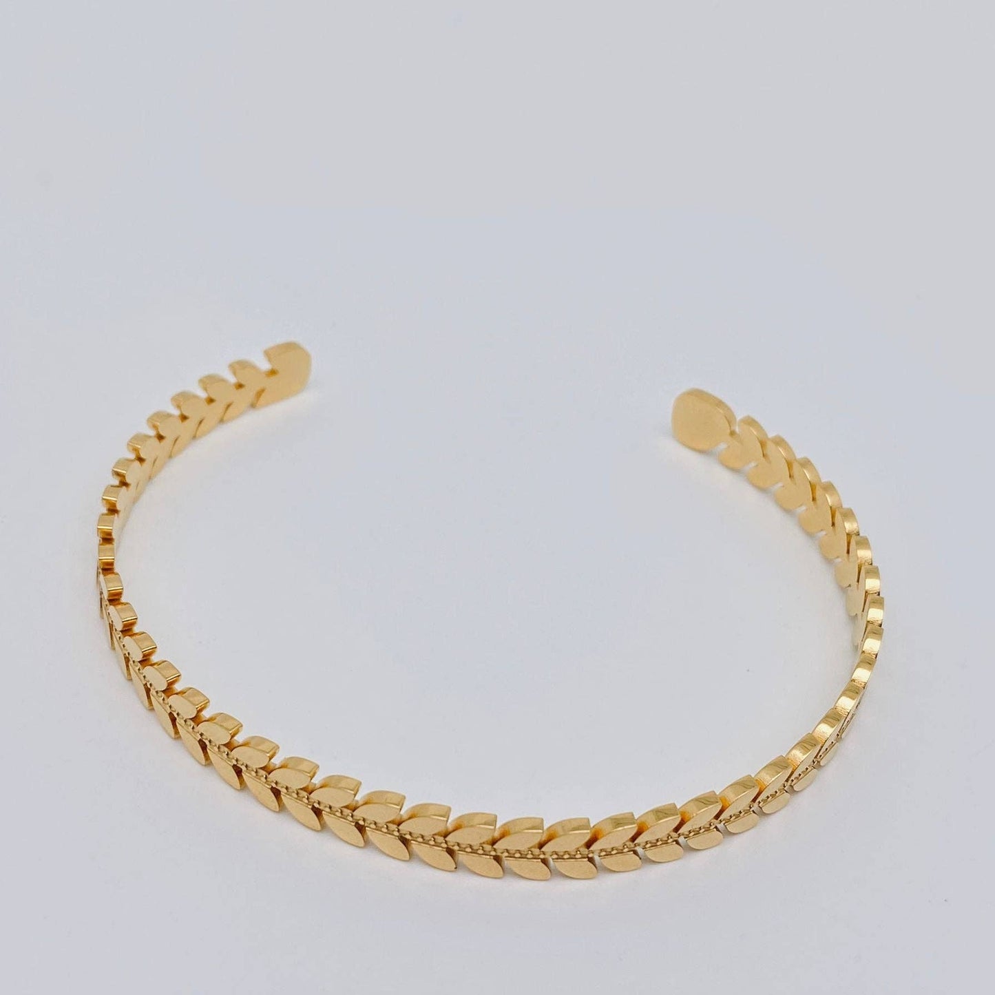 Leaf Shape 18k Gold Plated Stainless Steel Cuff Bangle